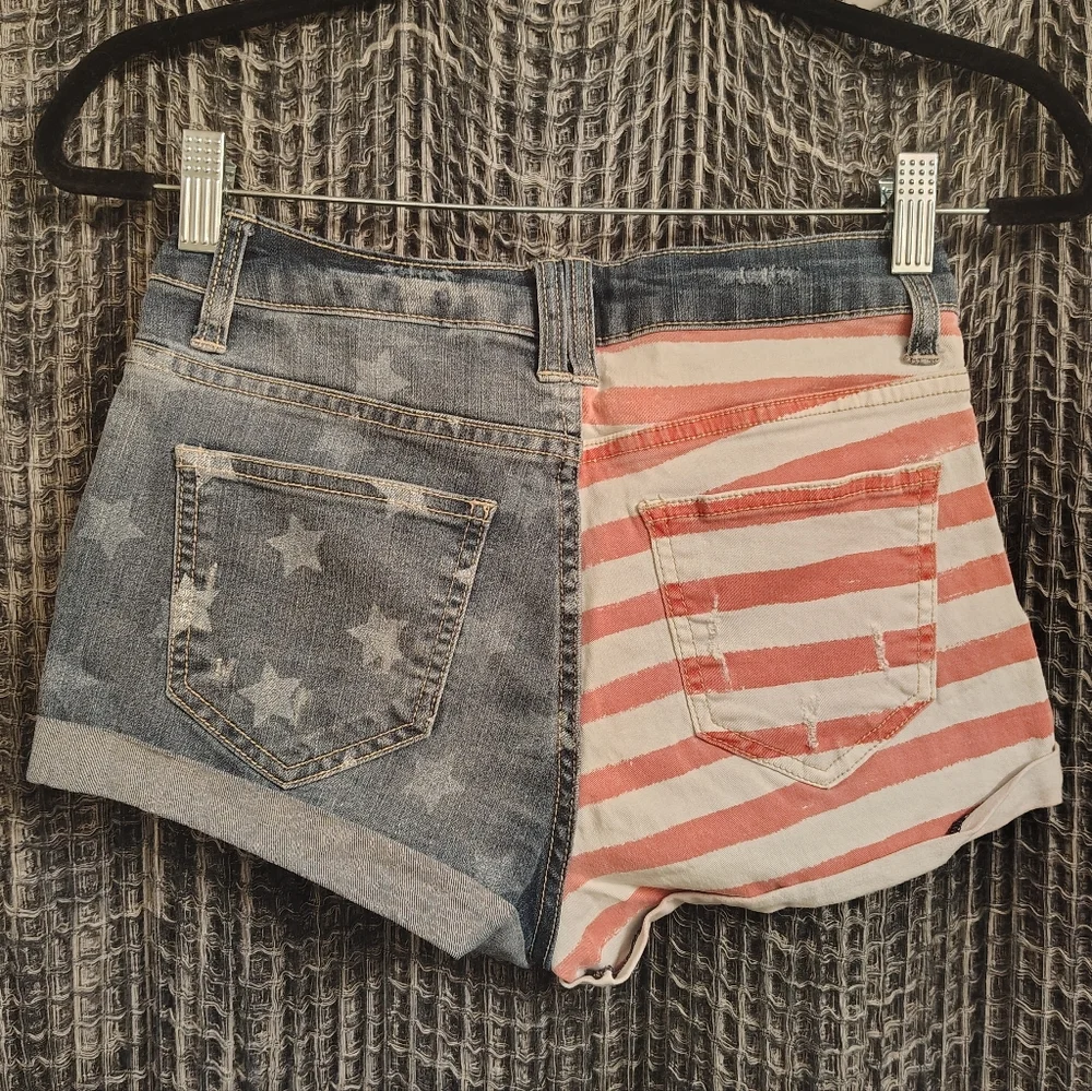 Americana Cello Stars & Stripes Jean Shorts Small - Picture 1 of 6